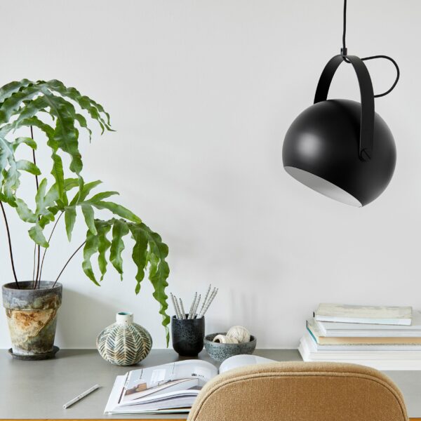 1182-d933d0544b66493d9e527827e6a79bb7 BALL with HANDLE κρεμαστό φωτιστικό