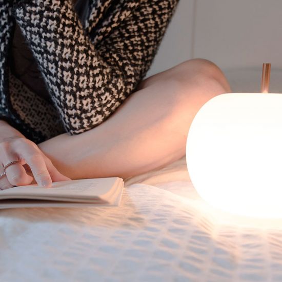 KUSHI 16 φορητό επιτραπέζιο φωτιστικό