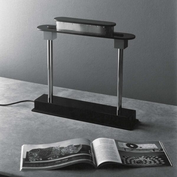 PAUSANIA επιτραπέζιο φωτιστικό