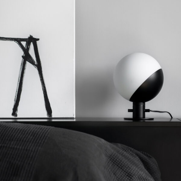 BALUNA LOW επιτραπέζιο φωτιστικό