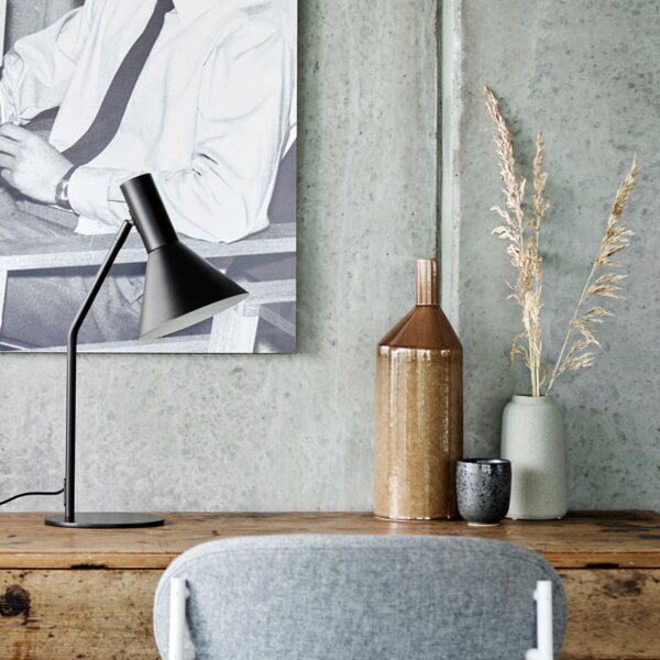 1926-4f4ed30fc0ea4ef2ba153f157367711c LYSS επιτραπέζιο φωτιστικό