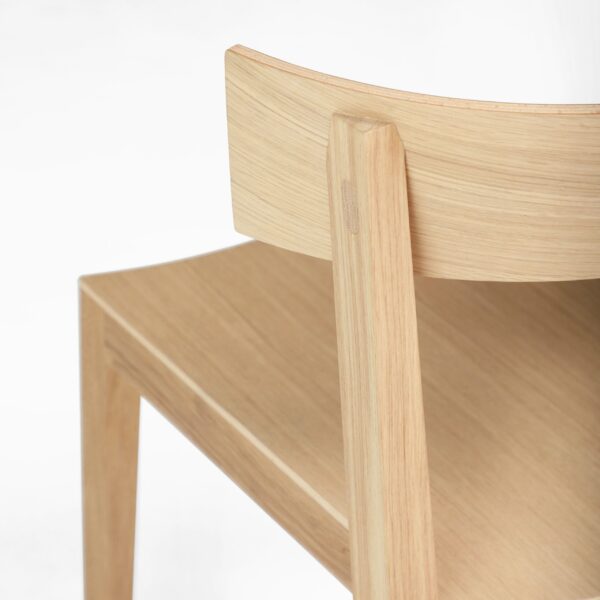 3193-c739e2b8ca0d4143a70e20b4c30c64fc BIK καρέκλα