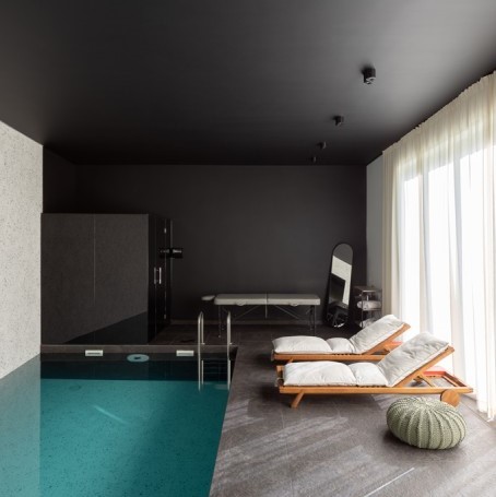 UMOMOKU ξαπλώστρα