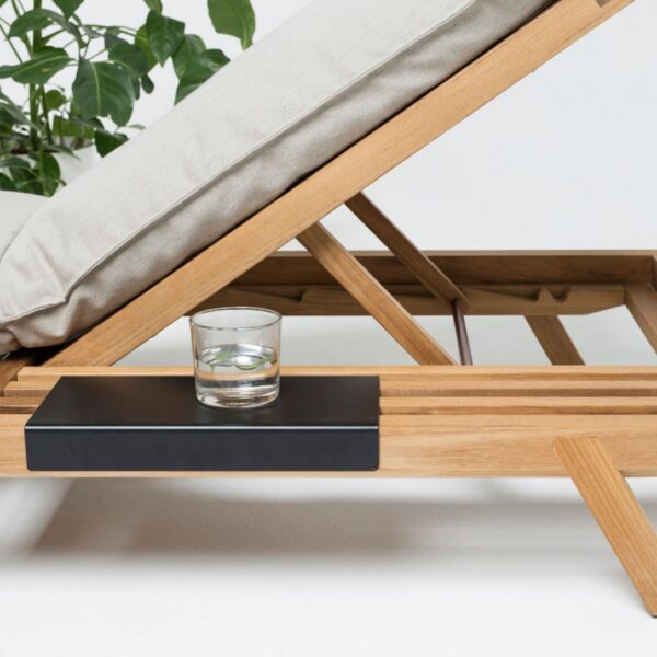 UMOMOKU ξαπλώστρα