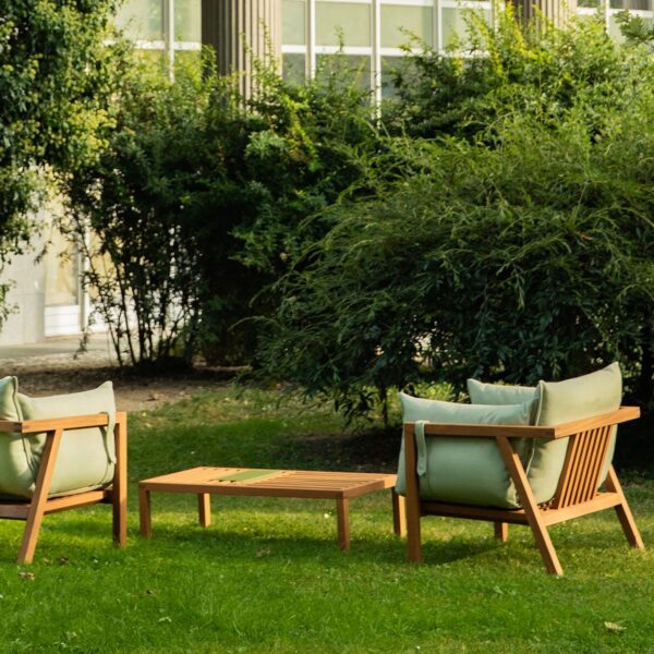 UMOMOKU πολυθρόνα