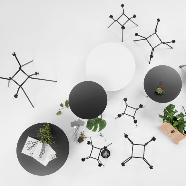 STRAIN χαμηλό τραπέζι