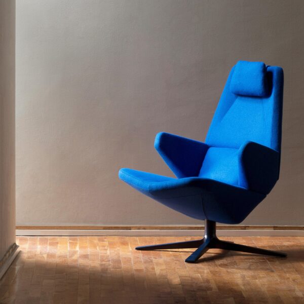 TRIFIDAE πολυθρόνα με ψηλή πλάτη