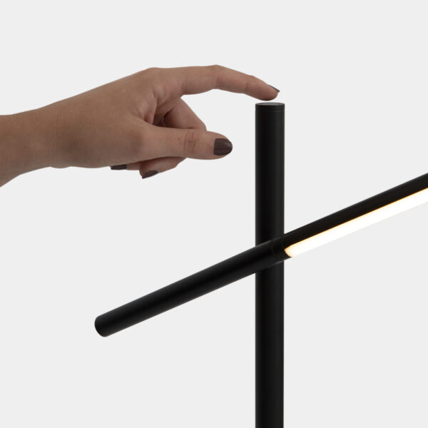 TUBS επιτραπέζιο φωτιστικό