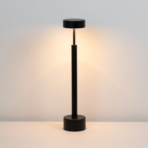 PEAK επιτραπέζιο φωτιστικό