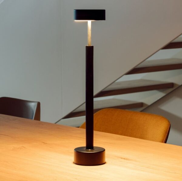 PEAK επιτραπέζιο φωτιστικό