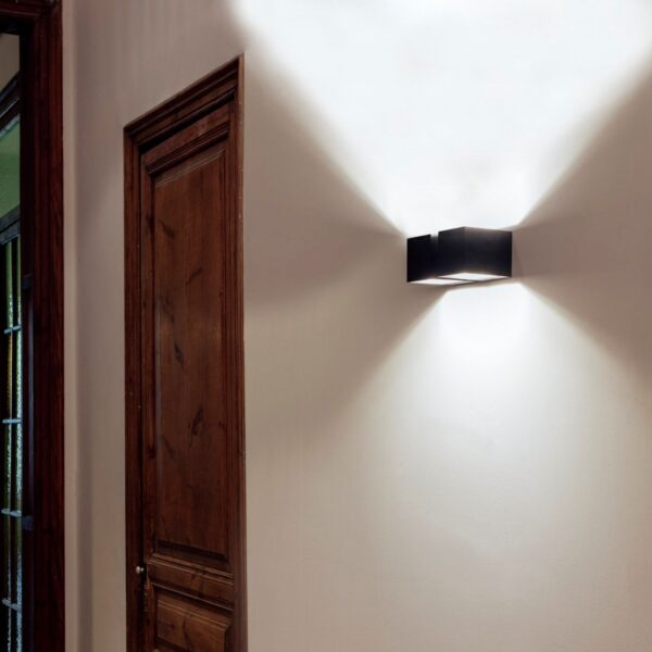 DAU 180 φωτιστικό τοίχου