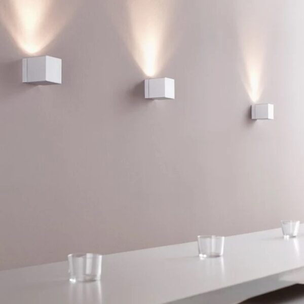 DAU 50 φωτιστικό τοίχου μονής δέσμης