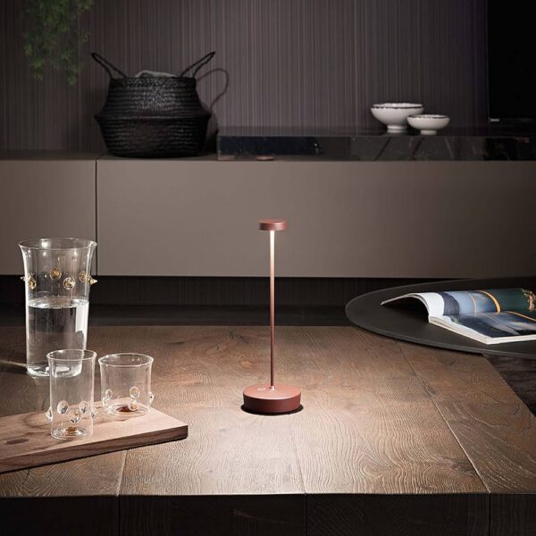 SWAP φορητό επιτραπέζιο φωτιστικό