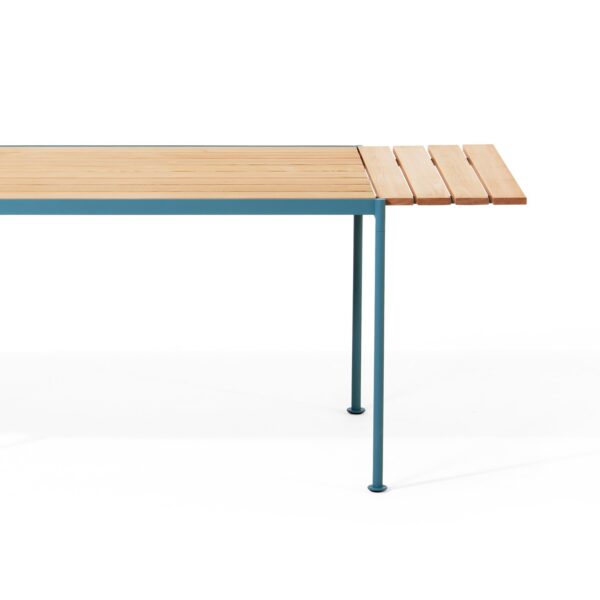 3753-a079623d0f9a4fe98f7773965e60fa60 JUGO τραπέζι