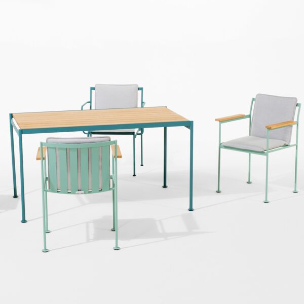 3753-b65ad81c119444a1a5b99c6357e54d33 JUGO τραπέζι