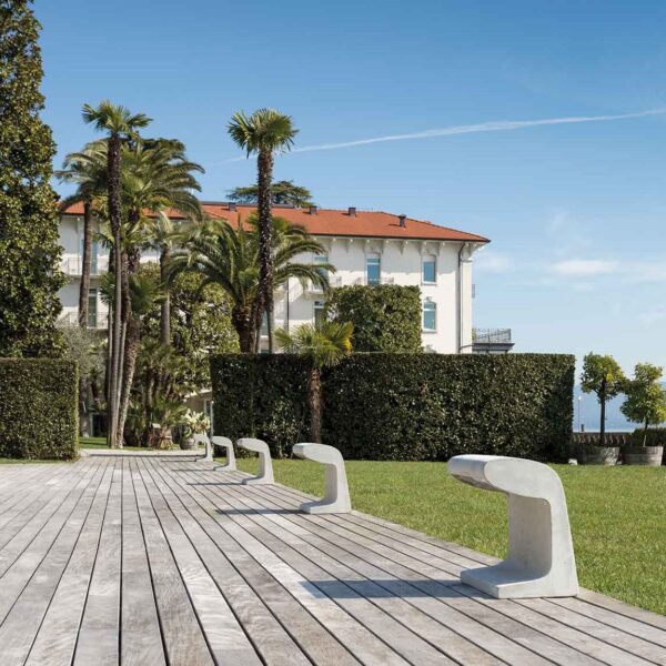 BORNE BÉTON GRANDE φωτιστικό δαπέδου - εξωτερικού χώρου