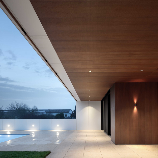 TRAM 2.0 φωτιστικό τοίχου - διπλής κατεύθυνσης