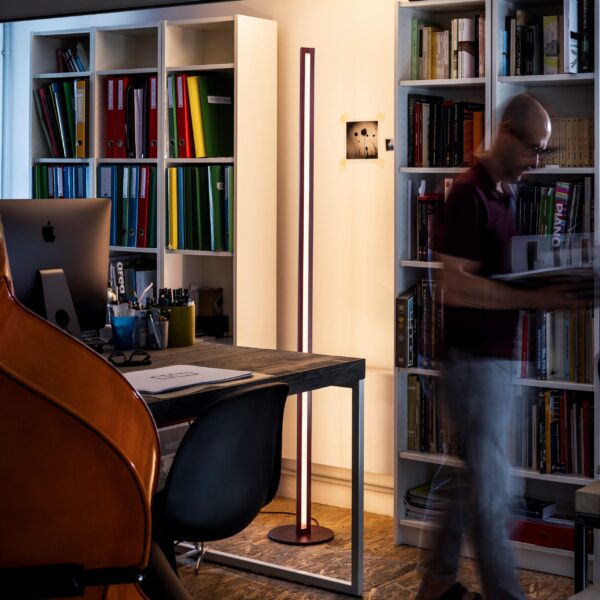 4319-d8e89d35356f4a6eaf2c2c9349095a82 CHIAROSCURA φωτιστικό δαπέδου