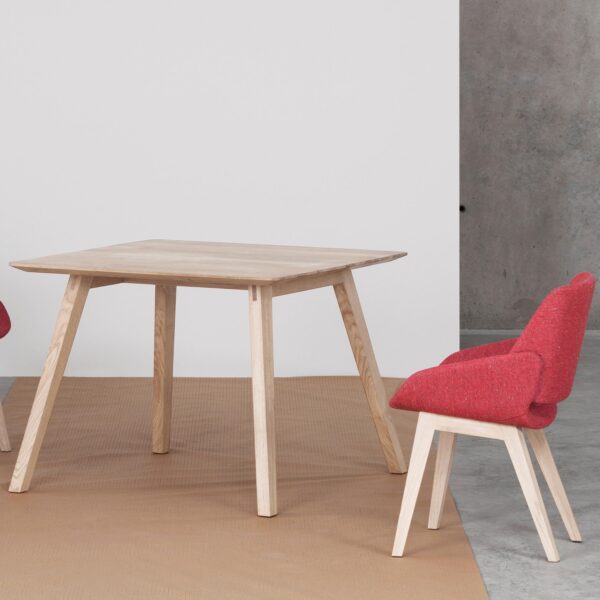 MONK τετράγωνο τραπέζι