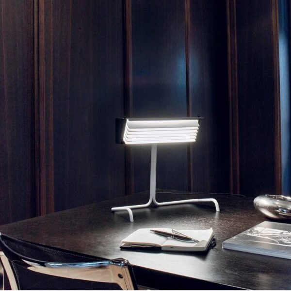 4397-c3853fe27e044c2188581af2904efbac BINY επιτραπέζιο φωτιστικό