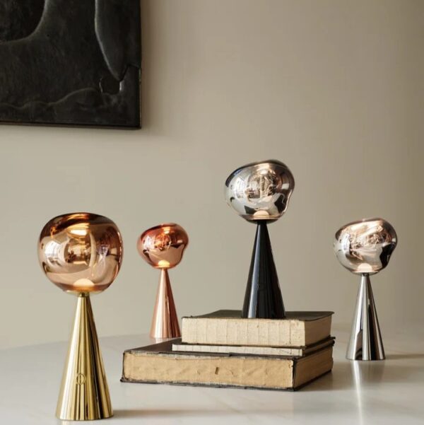 MELT φορητό επιτραπέζιο φωτιστικό