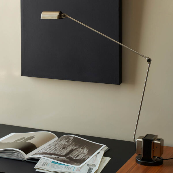 DAPHINE επιτραπέζιο φωτιστικό