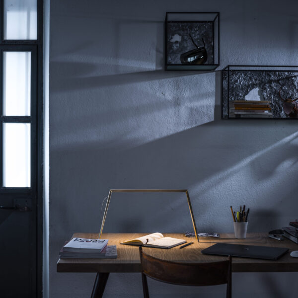 BRIDGE 1 επιτραπέζιο φωτιστικό