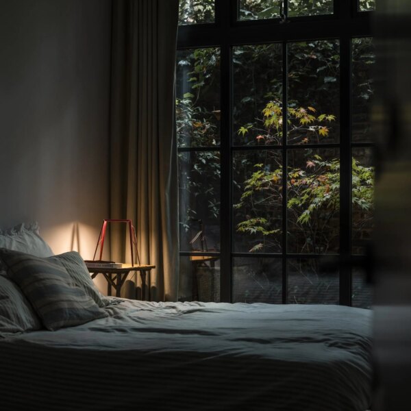 BRIDGE 2 επιτραπέζιο φωτιστικό