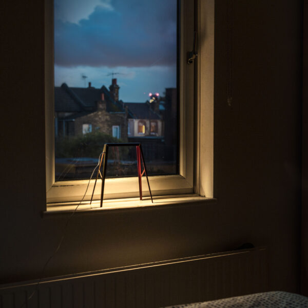 BRIDGE 2 επιτραπέζιο φωτιστικό