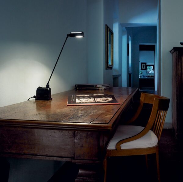 DAPHINETTE επιτραπέζιο φωτιστικό