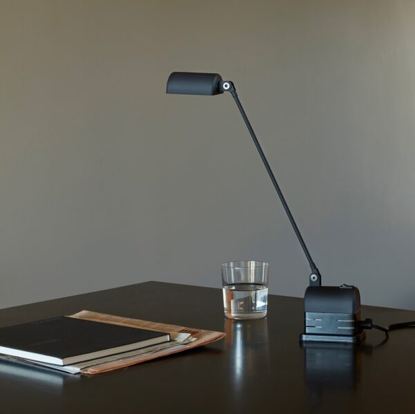 DAPHINETTE επιτραπέζιο φωτιστικό