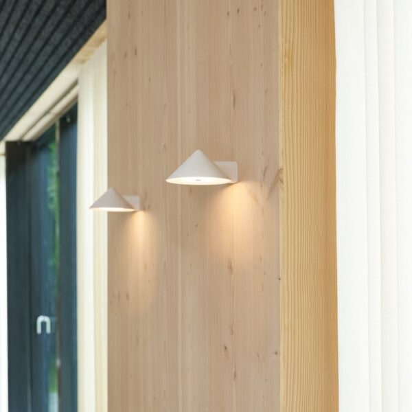 4728-ec43fb93ec6745929015d350a2a0f6e2 GRASP επαναφορτιζόμενο φωτιστικό τοίχου