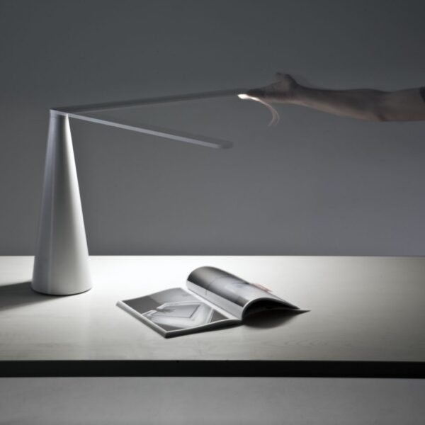 ELICA επιτραπέζιο φωτιστικό