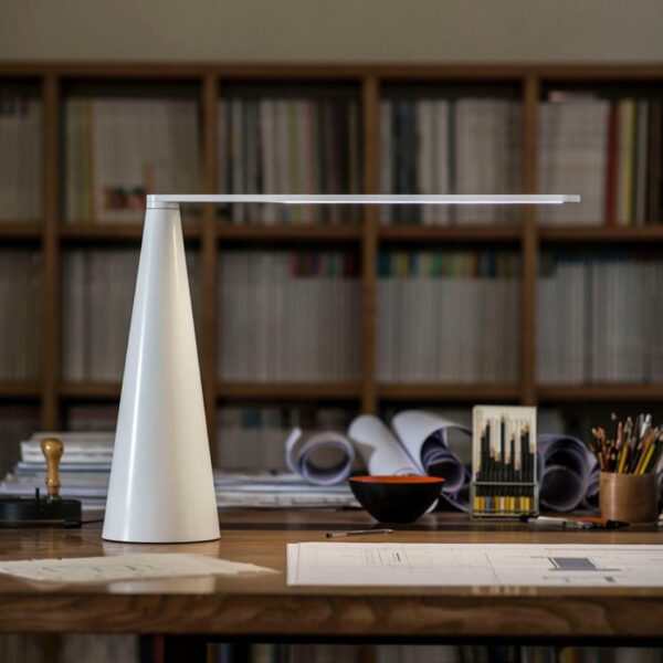 ELICA επιτραπέζιο φωτιστικό