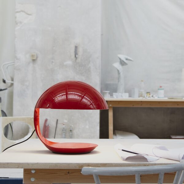 COBRA επιτραπέζιο φωτιστικό