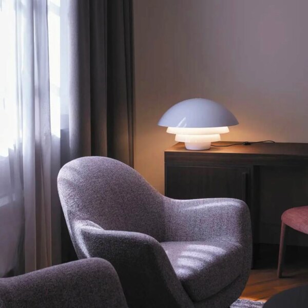 VISIERE επιτραπέζιο φωτιστικό