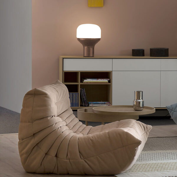 DELUX επιτραπέζιο φωτιστικό