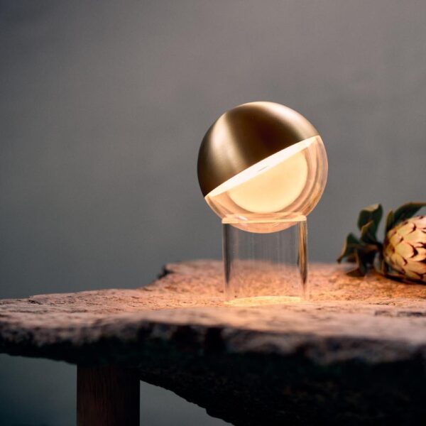 PILA φορητό επιτραπέζιο φωτιστικό