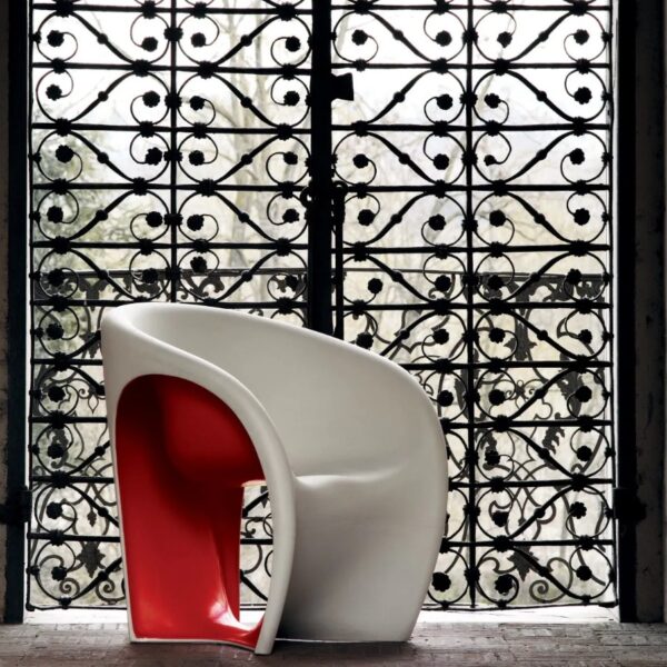 MT1 πολυθρόνα