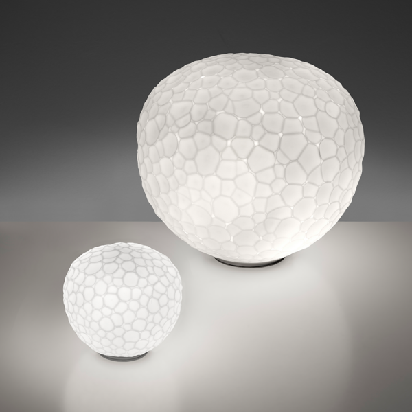 METEORITE επιτραπέζιο φωτιστικό