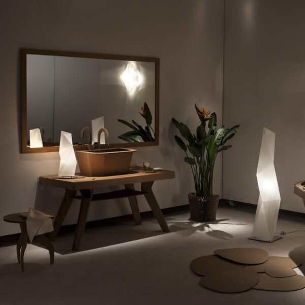 DIAMOND επιτραπέζιο φωτιστικό