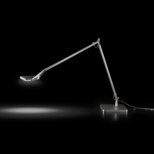 JACKIE επιτραπέζιο φωτιστικό