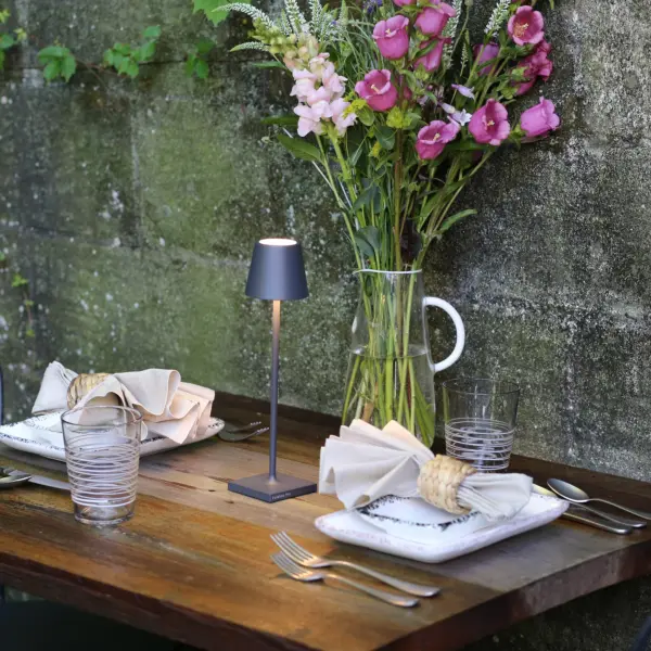 LD049-poldina-ambiance1 POLDINA MICRO φορητό επαναφορτιζόμενο φωτιστικό