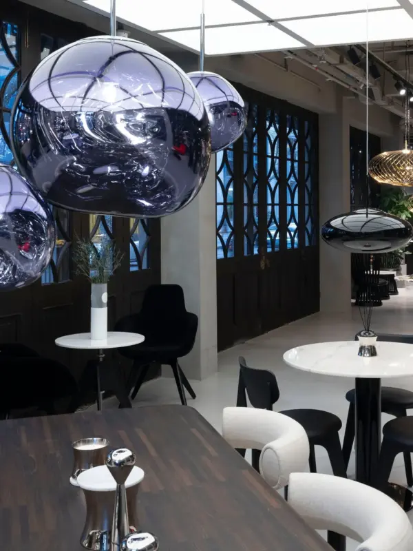 Melt-Medium-Pendant-Smoke-Polished-Polycarbon-ambiance MELT LEd κρεμαστό φωτιστικό