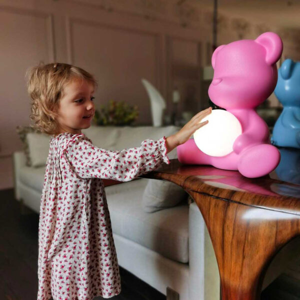 qeeboo-teddy-girl-lightplus06 TEDDY GIRL LED φορητό επιτραπέζιο φωτιστικό