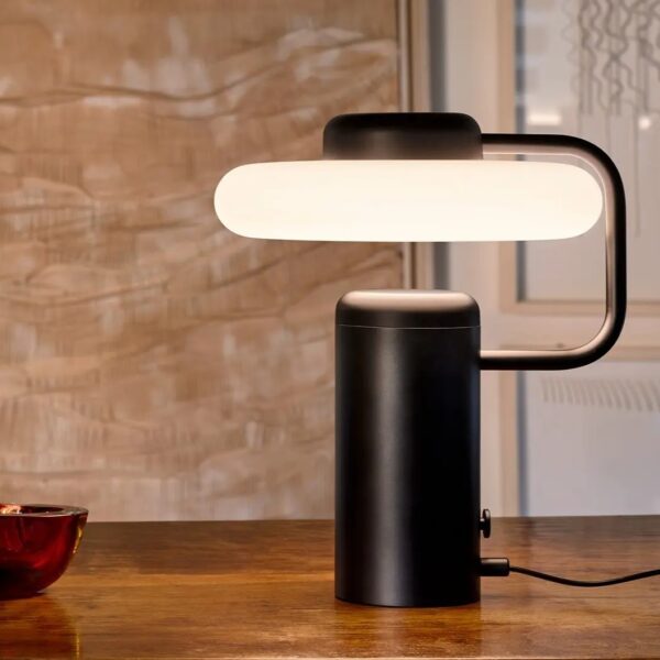 TRATTO επιτραπεζιο φωτιστικο