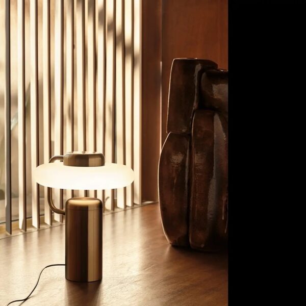 TRATTO επιτραπεζιο φωτιστικο