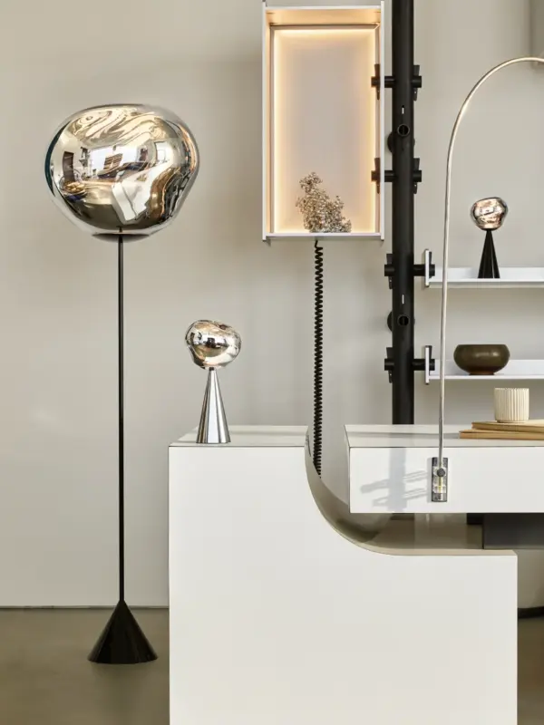 Melt-Slim-Cone-Floor-Light-light-ambiance MELT CONE SLIM φωτιστικό δαπέδου
